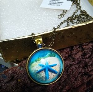 Starfish Cabochon in Glass Dome Pendant
